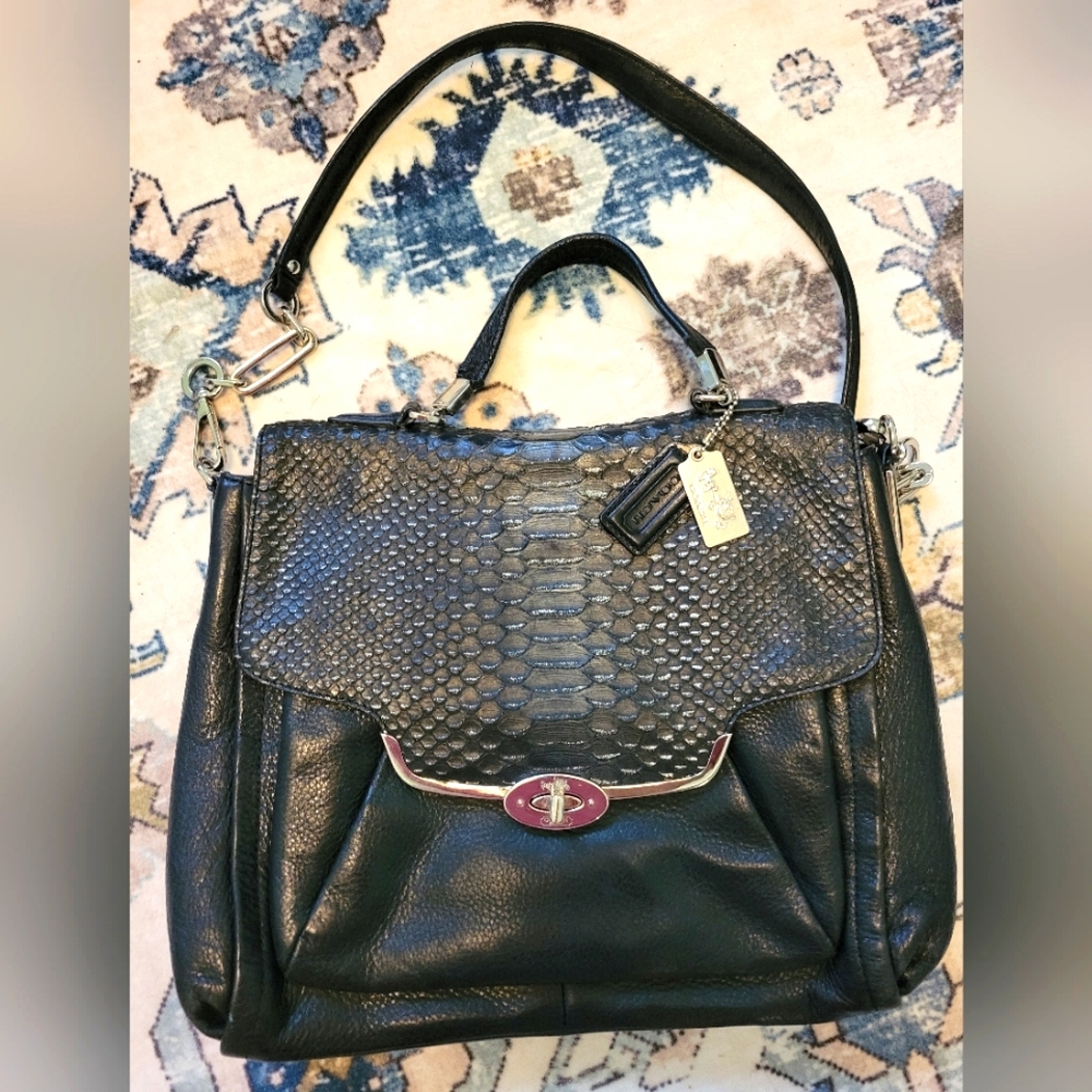 COACH MADISON GLITTER PYTHON SADIE FLAP SATCHEL F26338 SILVER/BLACK